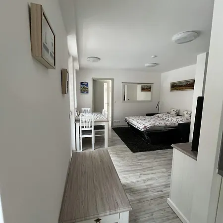 Daire Za Humny - Krasa Krusnych Hor Horní Blatná