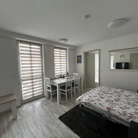 Za Humny - Krasa Krusnych Hor Apartamento